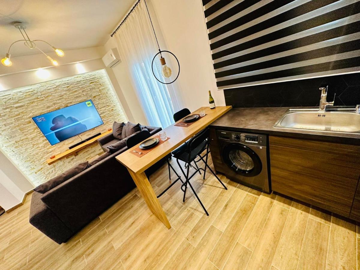 Apartment Dimitris Atina Dış mekan fotoğraf